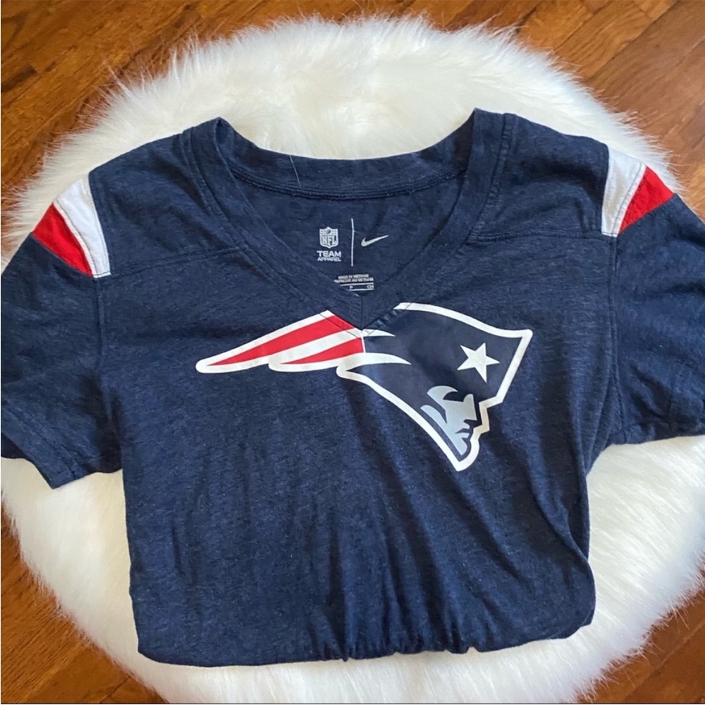 Nike New England Patriots Tee - Size S